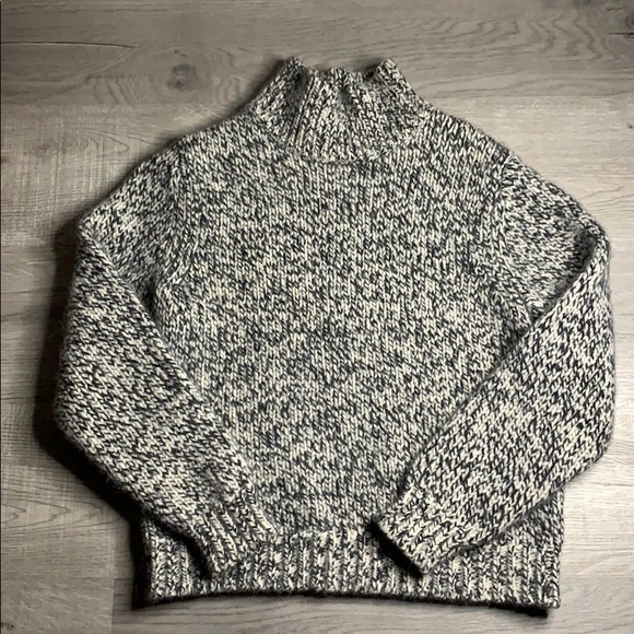 Eddie Bauer Lambs Wool Angora mock neck sweater